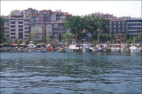 Nüfusu, il nüfuslarından büyük ilçeler 37