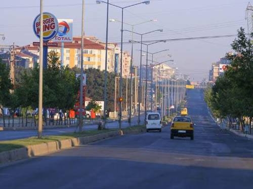 Nüfusu, il nüfuslarından büyük ilçeler 38