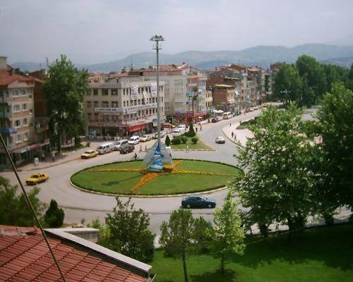 Nüfusu, il nüfuslarından büyük ilçeler 44