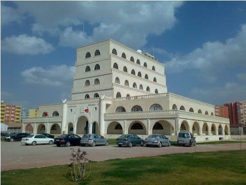 Nüfusu, il nüfuslarından büyük ilçeler 53