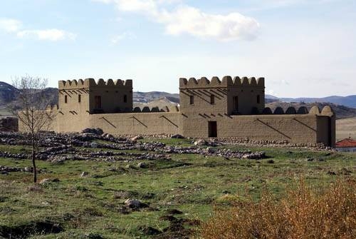 Nüfusu, il nüfuslarından büyük ilçeler 84