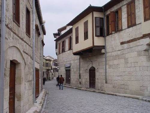 Nüfusu, il nüfuslarından büyük ilçeler 85