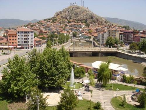 Nüfusu, il nüfuslarından büyük ilçeler 96