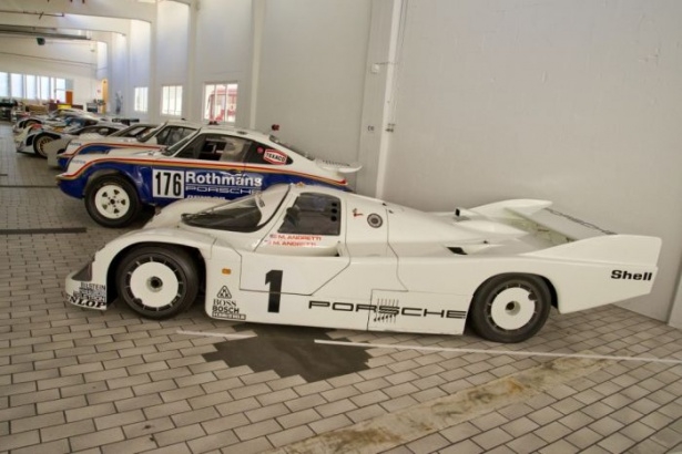 İnanılmaz Porsche koleksiyonu 34