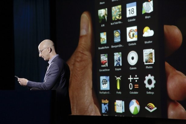 Amazon, ilk akıllı telefonu 'Fire Phone'nu tanıttı 23