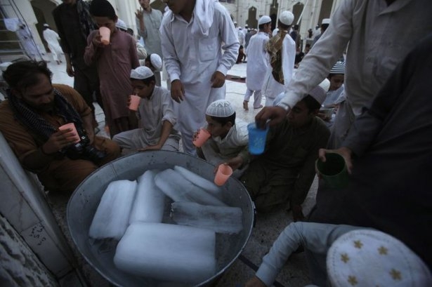 Dünyadan Ramazan manzaraları 10