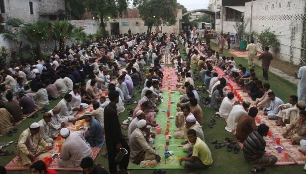 Dünyadan Ramazan manzaraları 100