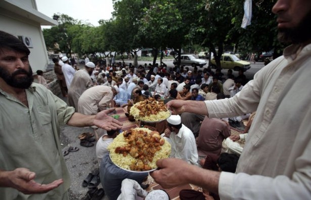 Dünyadan Ramazan manzaraları 64