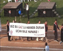 ODTÜ mezuniyet töreninden kötü esprili pankartlar