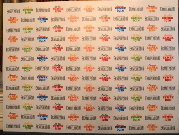 İşte İhsanoğlu'nun logosu ve sloganı 8