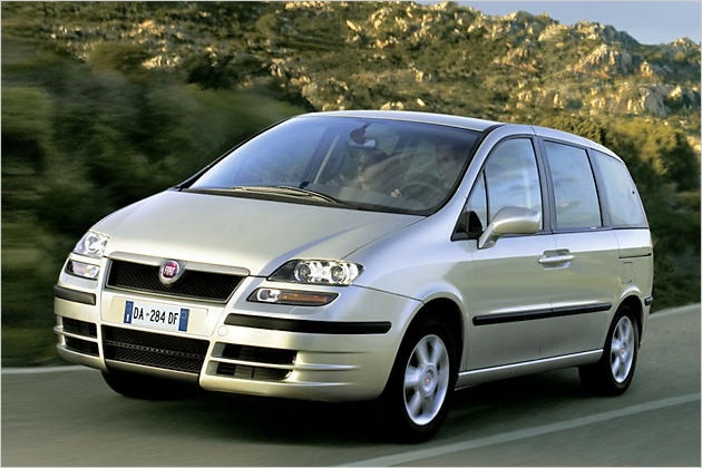 Son 10 yılın en güvenli 100 otomobili 30