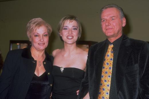 Ünlülerin hiç görmediğiniz aile albümleri 14