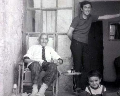 Ünlülerin hiç görmediğiniz aile albümleri 31