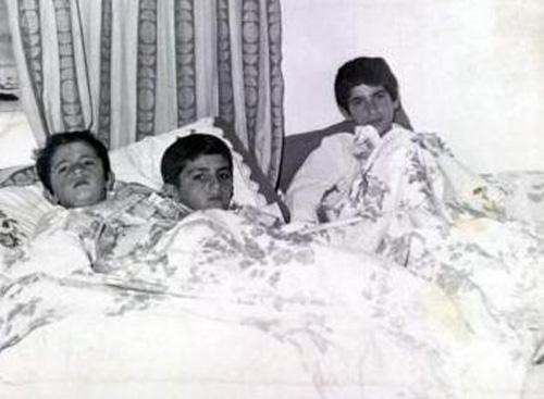 Ünlülerin hiç görmediğiniz aile albümleri 32