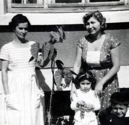 Ünlülerin hiç görmediğiniz aile albümleri 34