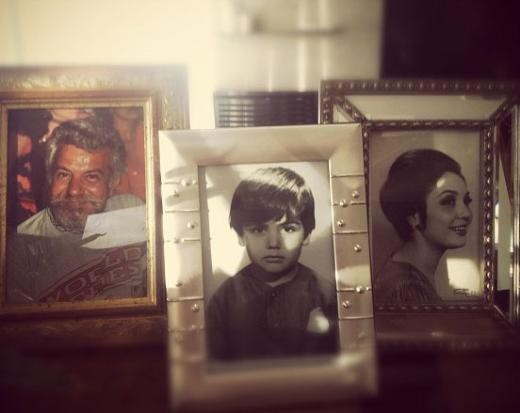 Ünlülerin hiç görmediğiniz aile albümleri 4