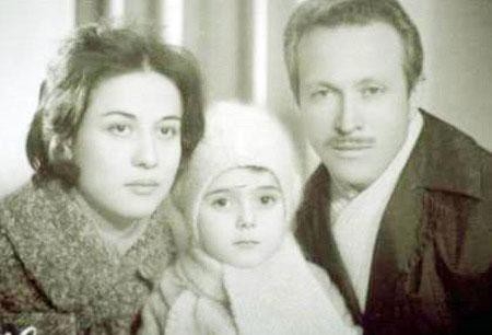 Ünlülerin hiç görmediğiniz aile albümleri 52