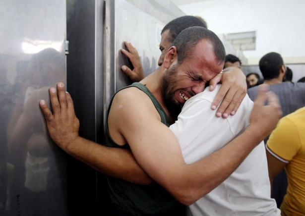 İsrail Gazze'yi yine kana buladı 1