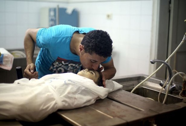 İsrail Gazze'yi yine kana buladı 72