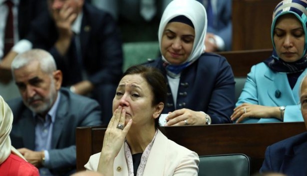 Erdoğan'ın veda konuşması vekilleri ağlattı 24