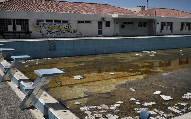 Çöplüğe dönen tesisler! 11