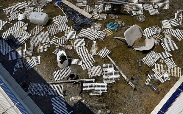 Çöplüğe dönen tesisler! 13