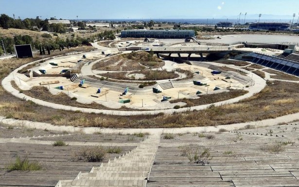 Çöplüğe dönen tesisler! 14