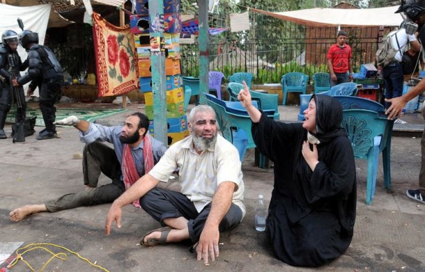 Rabia katliamının acı fotoğrafları 48