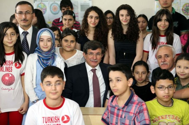 Fotoğraflarla dünden bugüne Ahmet Davutoğlu 51