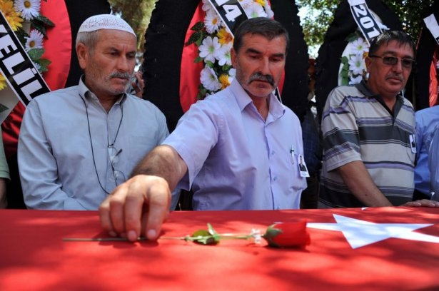 Şehit teğmen ve uzman çavuşa veda 10