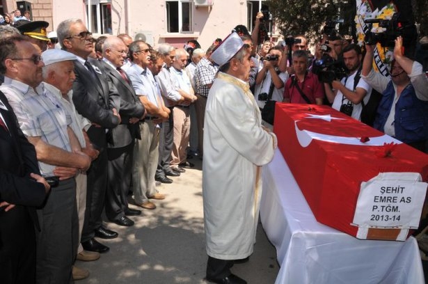 Şehit teğmen ve uzman çavuşa veda 42