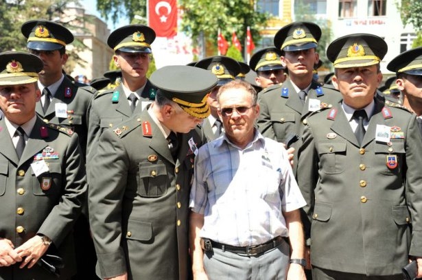 Şehit teğmen ve uzman çavuşa veda 57