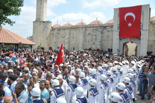 Şehit teğmen ve uzman çavuşa veda 72