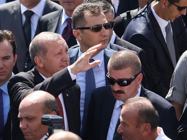 Erdoğan'la Davutoğlu Cuma'yı beraber kıldı 26