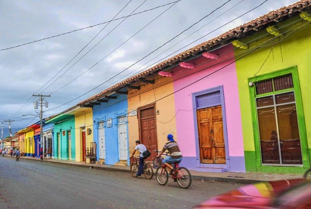 Dünyanın en güzel renkli evleri 20