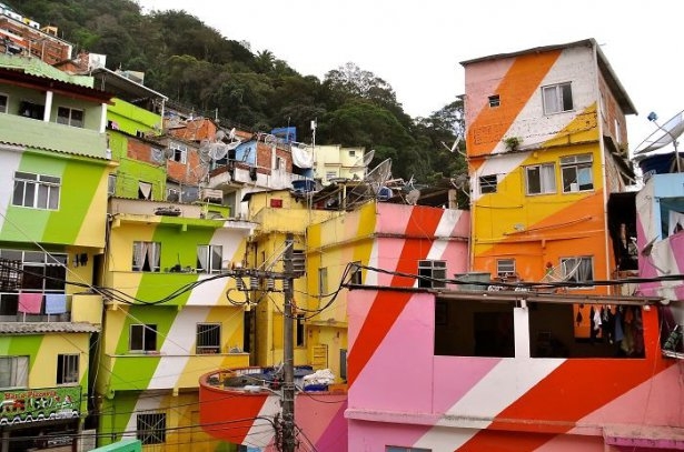 Dünyanın en güzel renkli evleri 24
