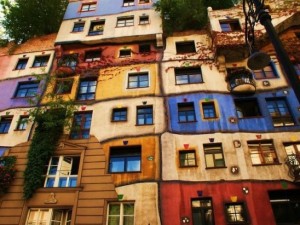 Dünyanın en güzel renkli evleri
