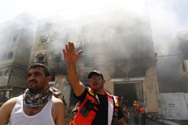 İsrail'in roketleri Gazze'ye yağıyor 20