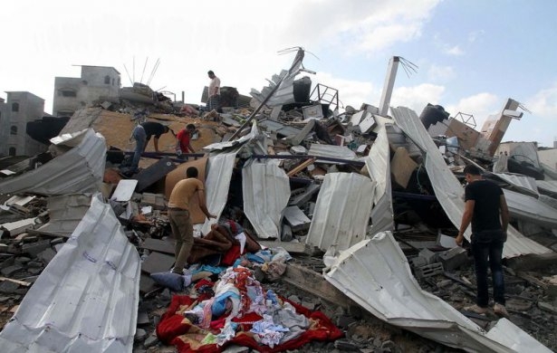 İsrail'in roketleri Gazze'ye yağıyor 29