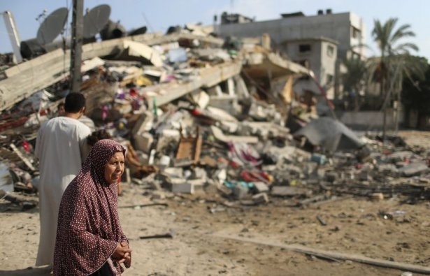 İsrail'in roketleri Gazze'ye yağıyor 42