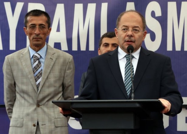 Ak Parti hükümeti ve bakanları 55