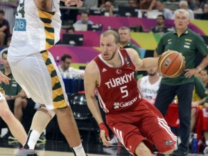 Millilerimiz Litvanya'ya direnemedi