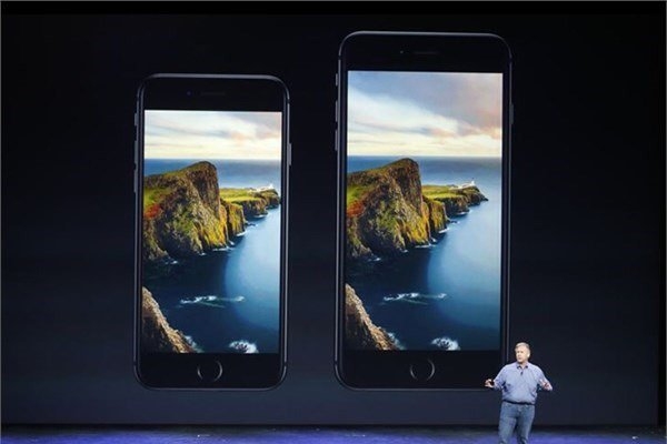 Hangi iPhone daha iyi? 12