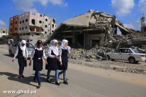 Gazze'nin yıkık sınıflarında ilk ders 13