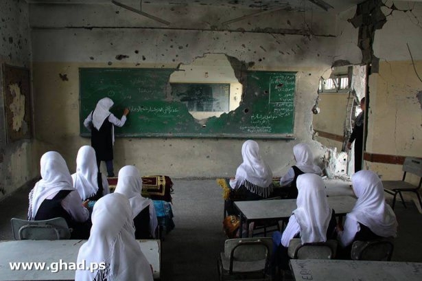 Gazze'nin yıkık sınıflarında ilk ders 3