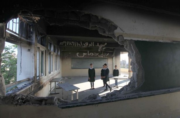 Gazze'nin yıkık sınıflarında ilk ders 7