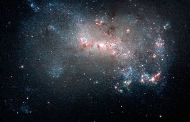 Hubble teleskopundan inanılmaz kareler 83