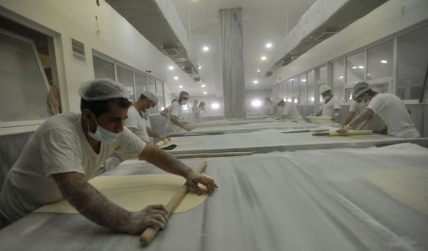 Gaziantepli ustalar baklavaları böyle hazırlıyor! 7