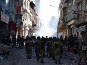 Siirt'te asker sokağa indi