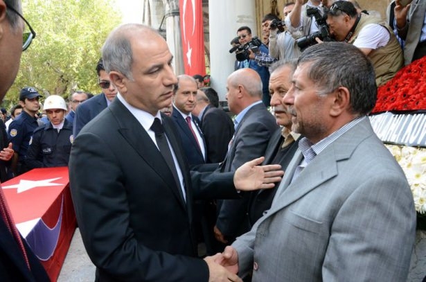 Şehit başkomiser son yolculuğuna uğurlandı 5